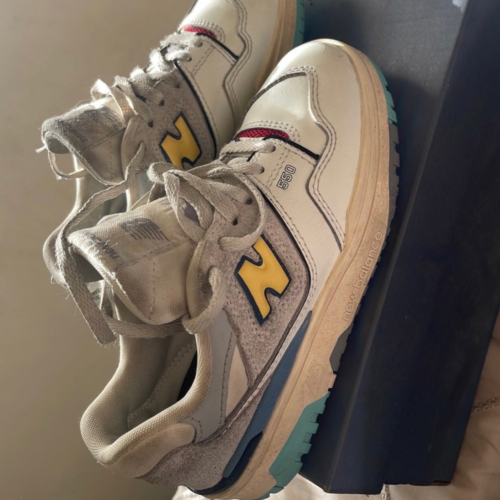 New Balance - Picture 3 of 4